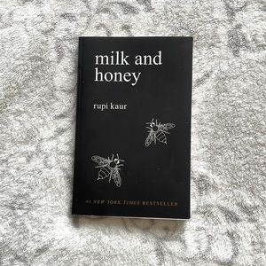 Milk and honey book‎ rupi kaur
